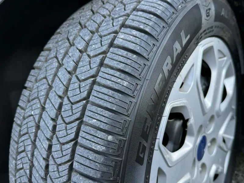 used 2012 Ford Focus car, priced at $6,500