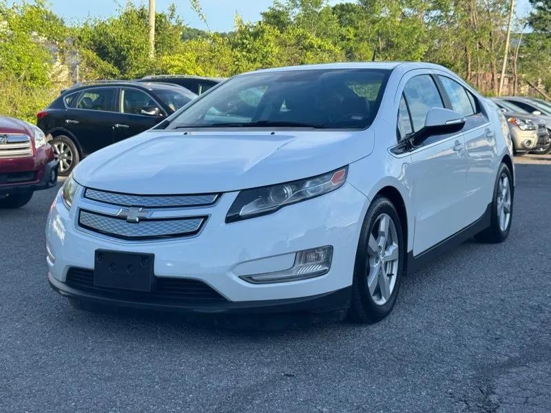 used 2013 Chevrolet Volt car, priced at $5,900
