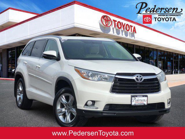 used 2016 Toyota Highlander car, priced at $17,300