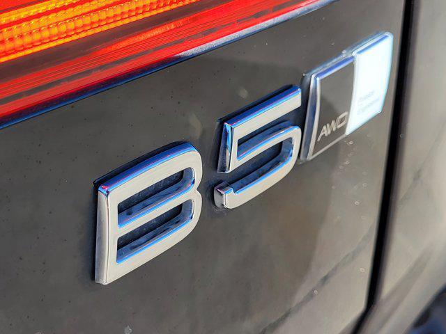 used 2023 Volvo XC60 car, priced at $36,300