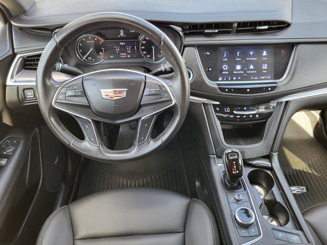 used 2020 Cadillac XT5 car, priced at $22,300