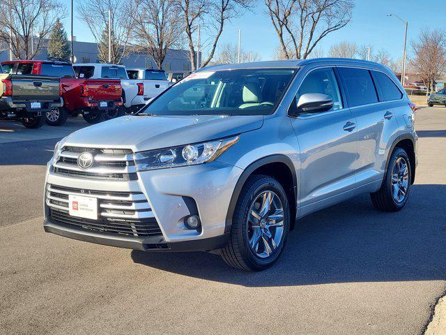 used 2019 Toyota Highlander car, priced at $27,300