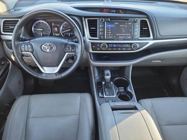 used 2019 Toyota Highlander car, priced at $27,300