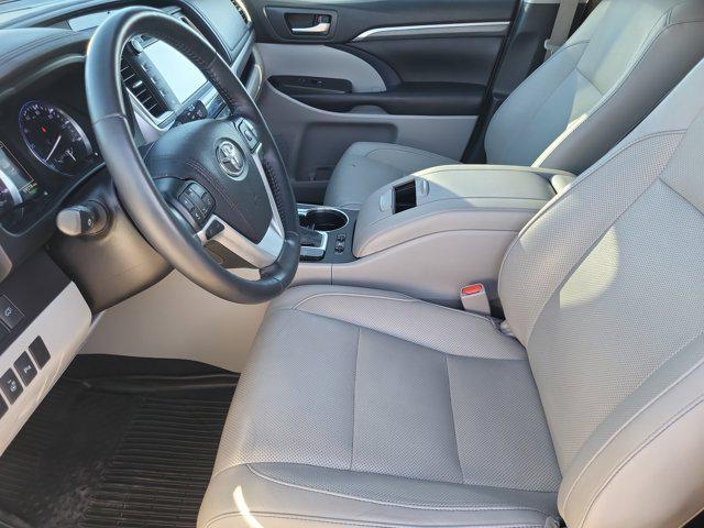 used 2019 Toyota Highlander car, priced at $27,300