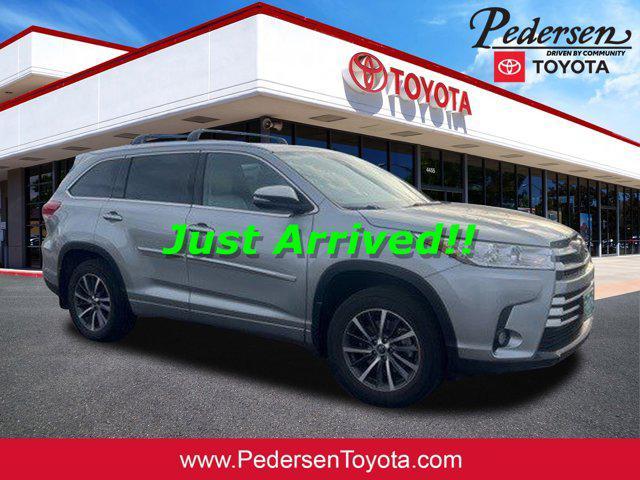 used 2017 Toyota Highlander car, priced at $19,900
