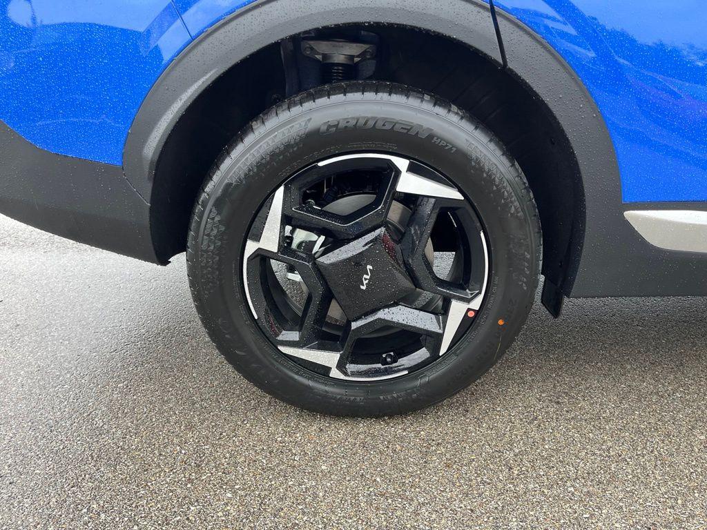 new 2026 Kia Sportage car, priced at $30,908