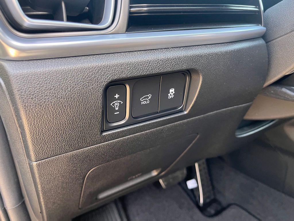 new 2026 Kia Sorento car, priced at $44,122