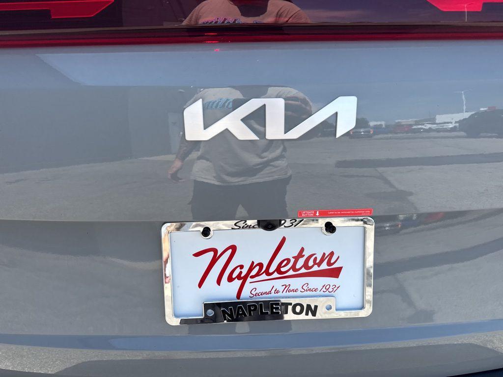 new 2026 Kia Carnival Hybrid car, priced at $42,472