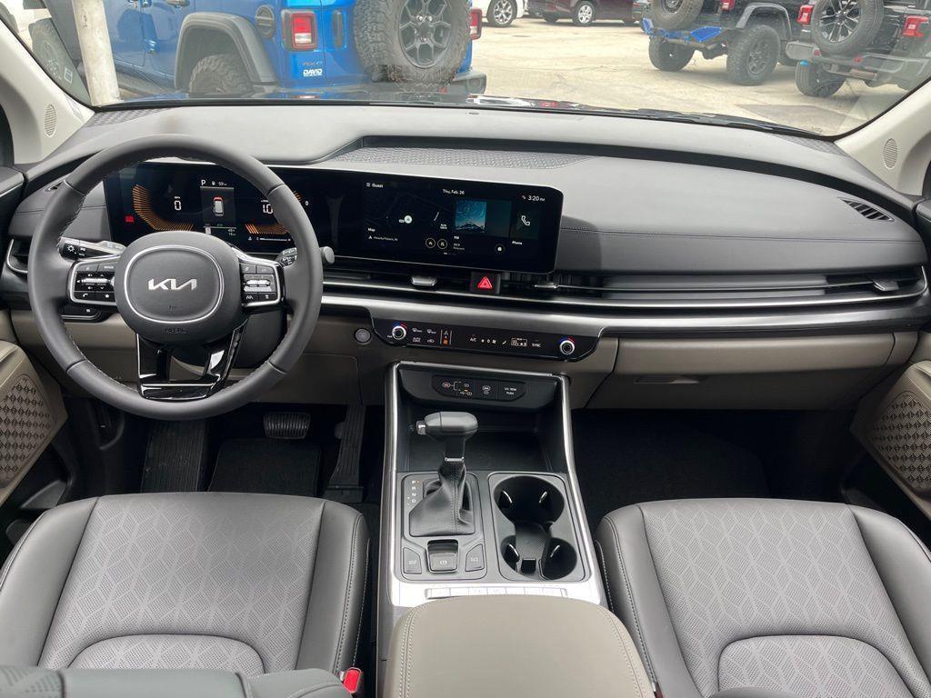 new 2026 Kia Carnival car, priced at $39,758