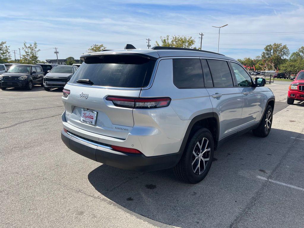 used 2024 Jeep Grand Cherokee L car, priced at $32,790
