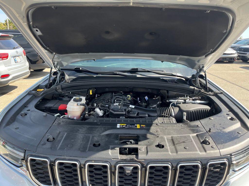 used 2024 Jeep Grand Cherokee L car, priced at $32,790