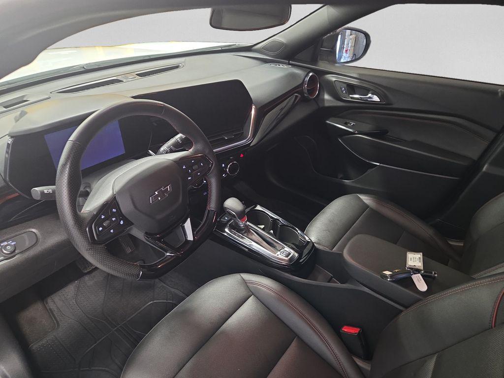 used 2025 Chevrolet Trax car, priced at $23,267
