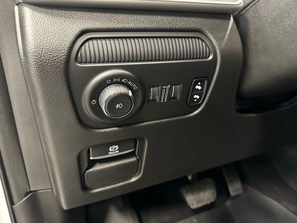 used 2022 Jeep Wagoneer car, priced at $39,990