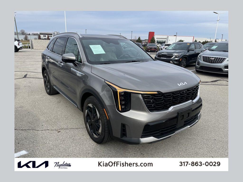 used 2025 Kia Sorento Hybrid car, priced at $36,990