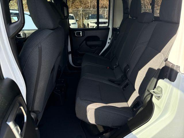 new 2026 Jeep Gladiator car, priced at $46,910