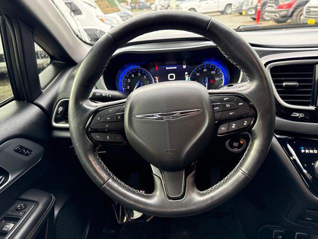 used 2020 Chrysler Pacifica car, priced at $24,987
