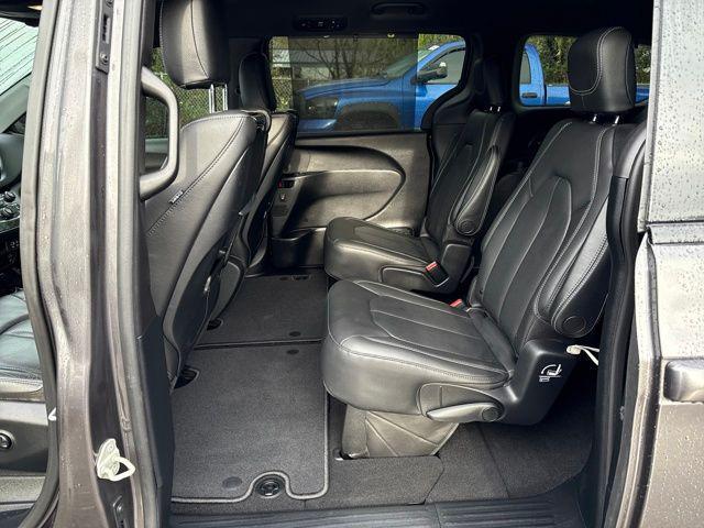 used 2020 Chrysler Pacifica car, priced at $24,987