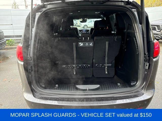 used 2020 Chrysler Pacifica car, priced at $24,987