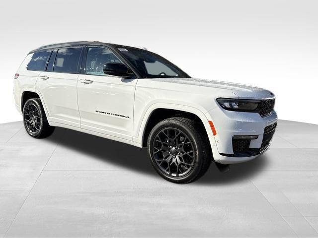 new 2025 Jeep Grand Cherokee L car, priced at $62,099