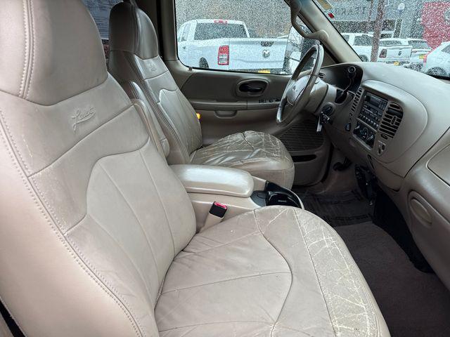 used 2000 Ford F-150 car, priced at $7,000