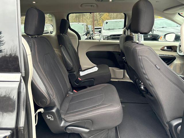 used 2017 Chrysler Pacifica car, priced at $14,000
