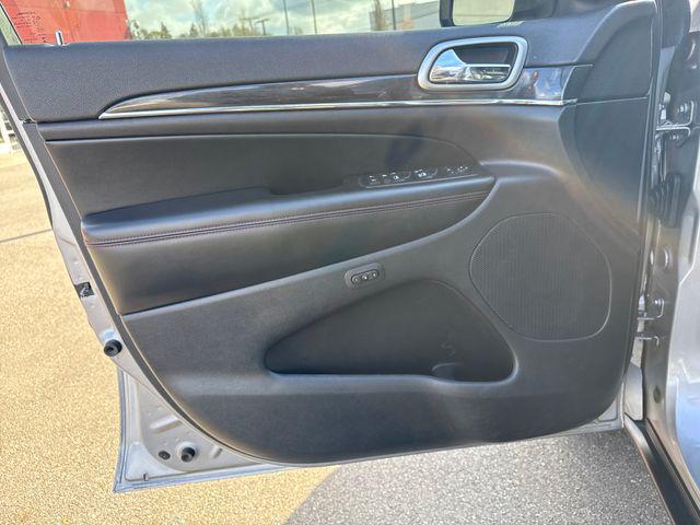used 2017 Jeep Grand Cherokee car, priced at $11,697