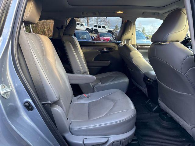 used 2022 Toyota Highlander car, priced at $36,500