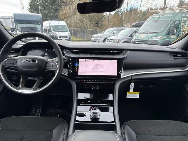 new 2026 Jeep Grand Cherokee car, priced at $48,525