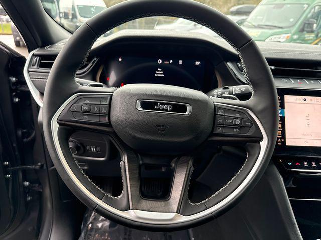 new 2026 Jeep Grand Cherokee car, priced at $48,525