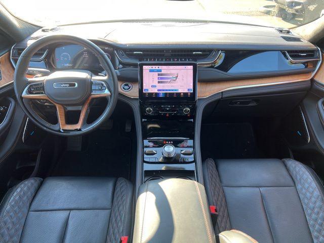 new 2025 Jeep Grand Cherokee car, priced at $58,250