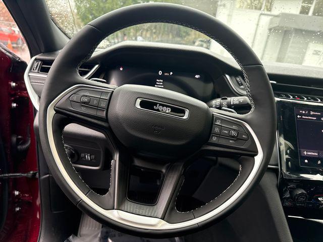 new 2026 Jeep Grand Cherokee car, priced at $44,905