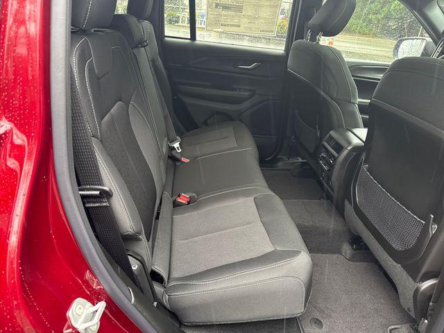 new 2026 Jeep Grand Cherokee car, priced at $44,905