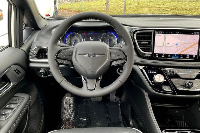 new 2026 Chrysler Pacifica car