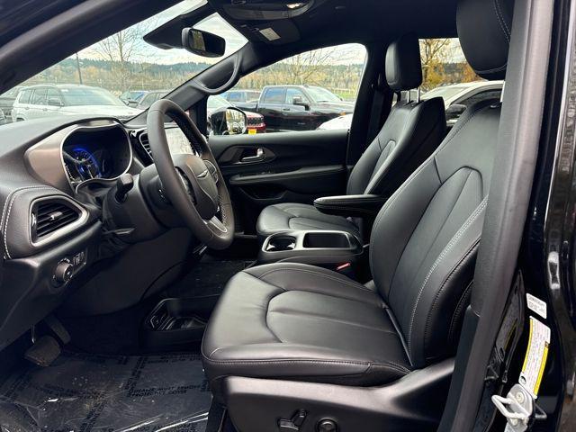 new 2026 Chrysler Pacifica car, priced at $48,135