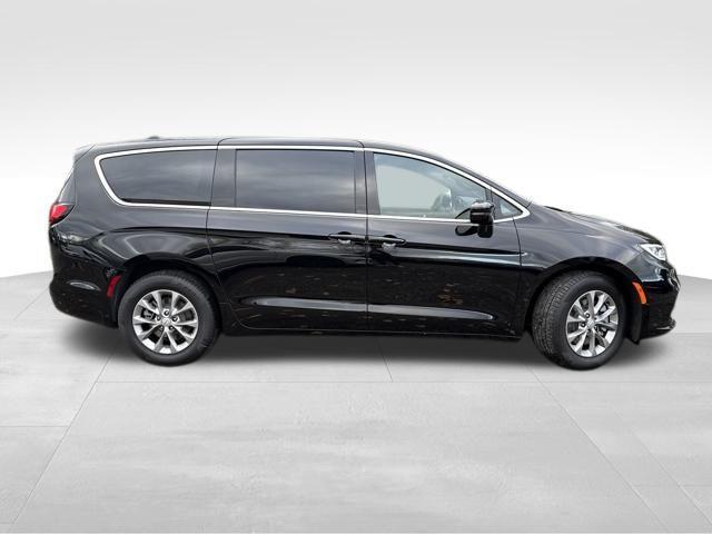 new 2026 Chrysler Pacifica car, priced at $48,135