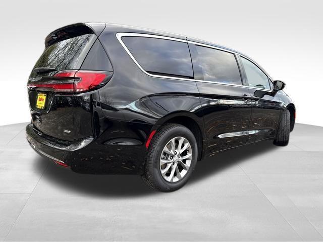 new 2026 Chrysler Pacifica car, priced at $48,135