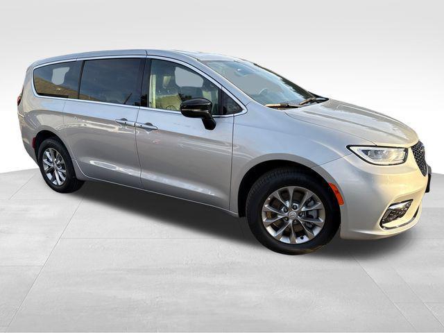 new 2026 Chrysler Pacifica car, priced at $44,487