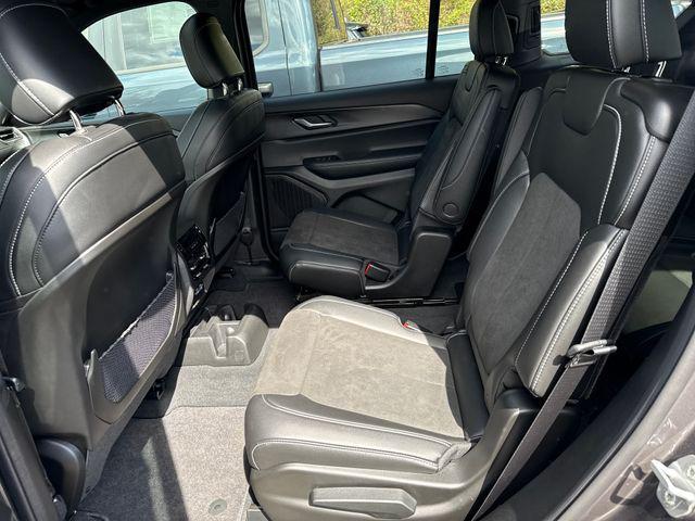 new 2025 Jeep Grand Cherokee L car, priced at $42,487