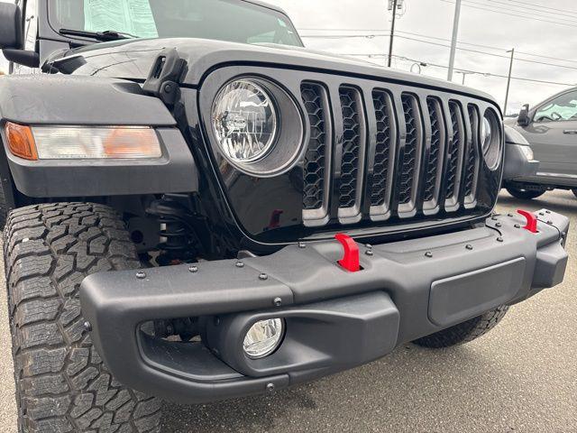used 2022 Jeep Gladiator car, priced at $31,999