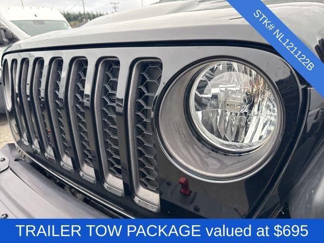 used 2022 Jeep Gladiator car, priced at $31,999