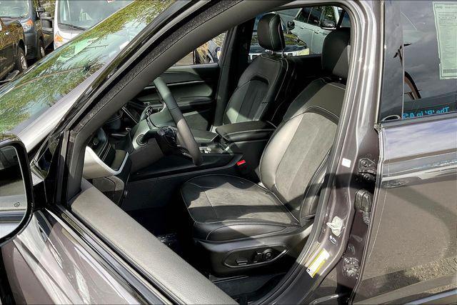 new 2025 Jeep Grand Cherokee L car, priced at $50,375