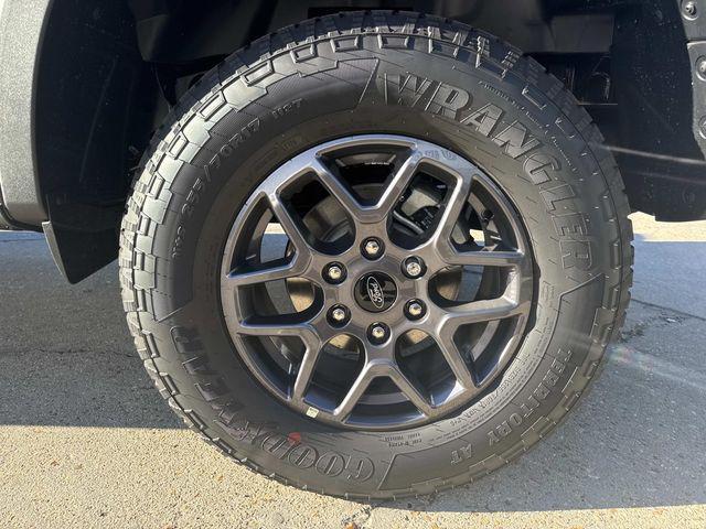 new 2025 Ford Ranger car, priced at $33,995