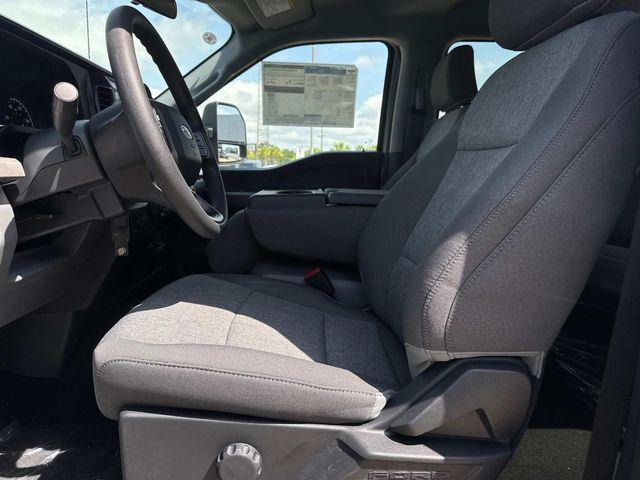 new 2025 Ford F-250 car, priced at $67,495