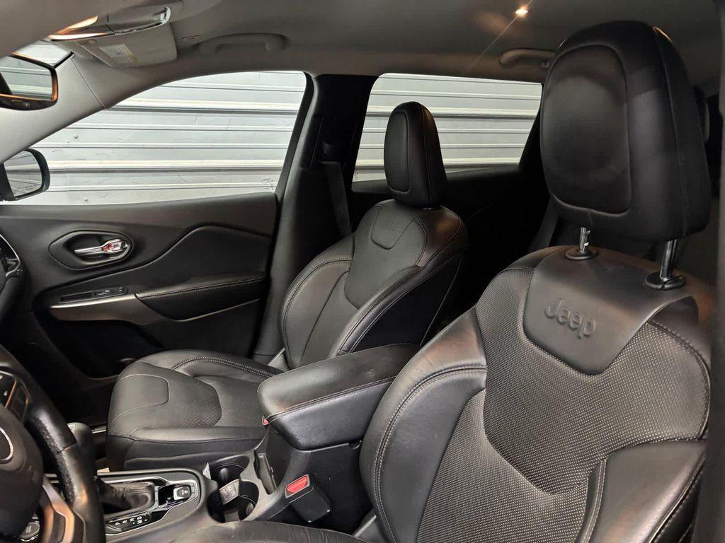 used 2019 Jeep Cherokee car, priced at $20,495