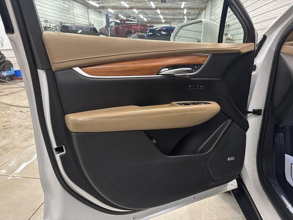 used 2019 Cadillac XT5 car, priced at $22,995