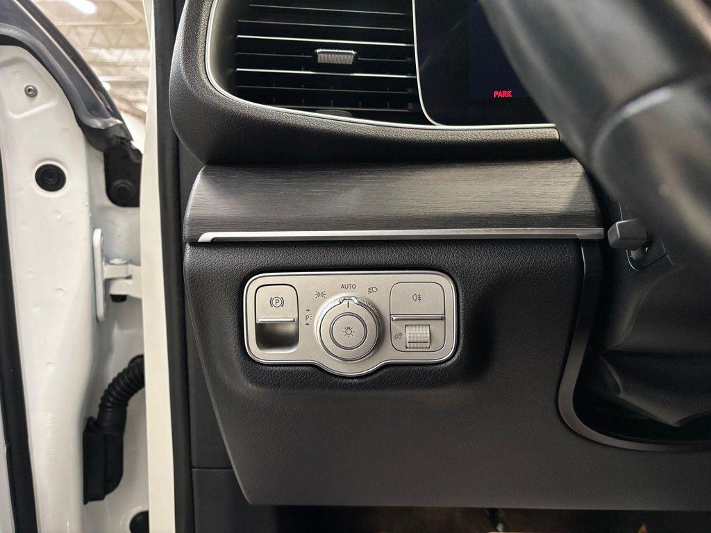 used 2020 Mercedes-Benz GLE 350 car, priced at $25,995