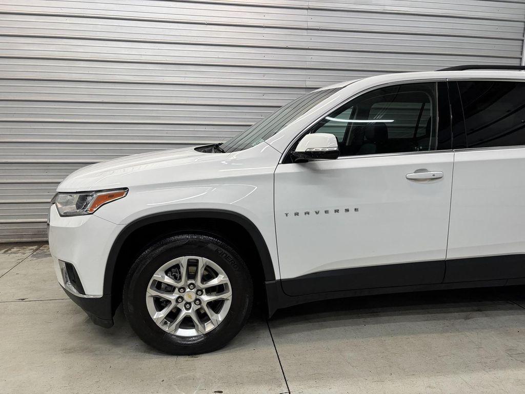 used 2021 Chevrolet Traverse car, priced at $20,995