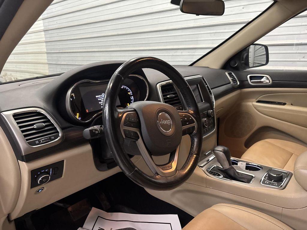 used 2020 Jeep Grand Cherokee car, priced at $17,795