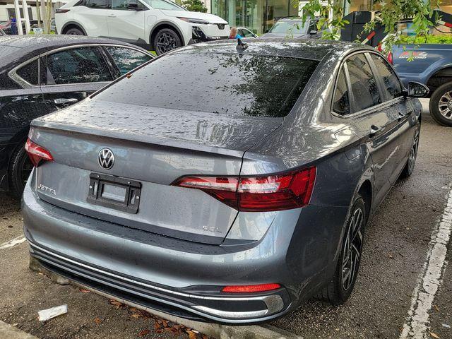 used 2024 Volkswagen Jetta car, priced at $23,262