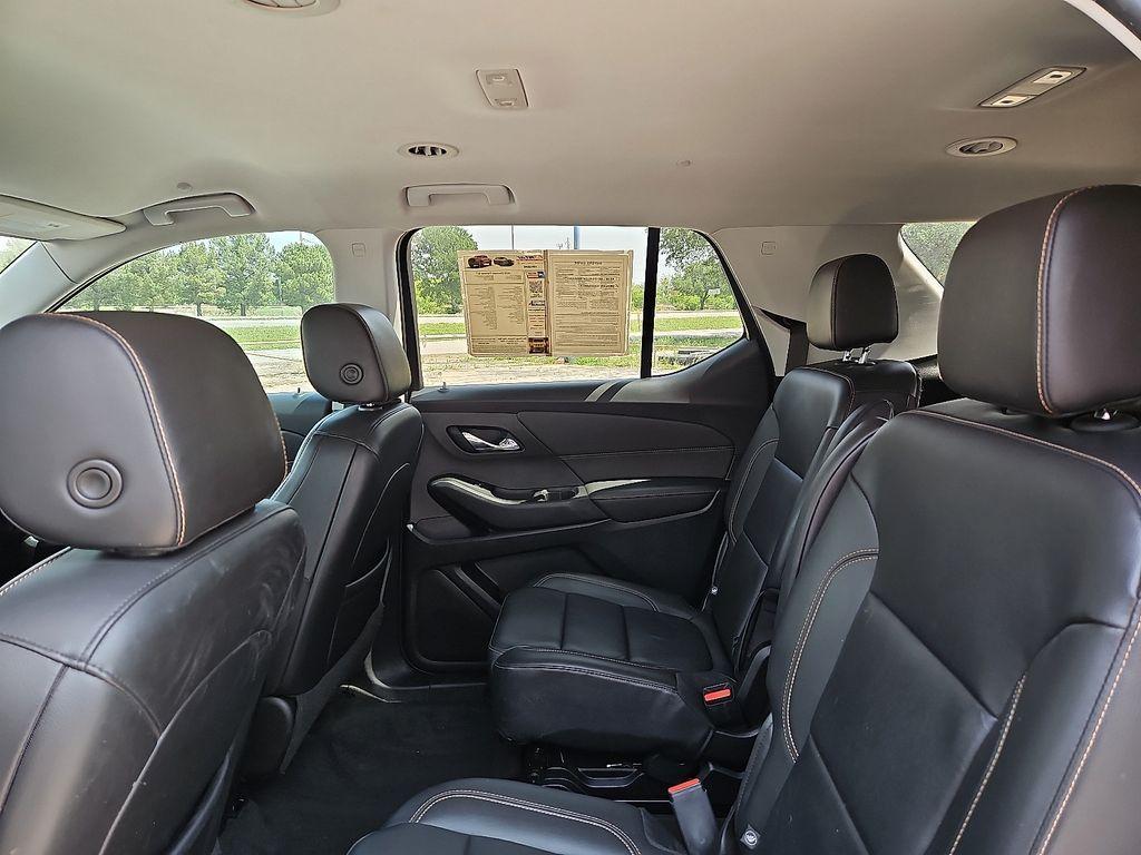 used 2020 Chevrolet Traverse car, priced at $23,725